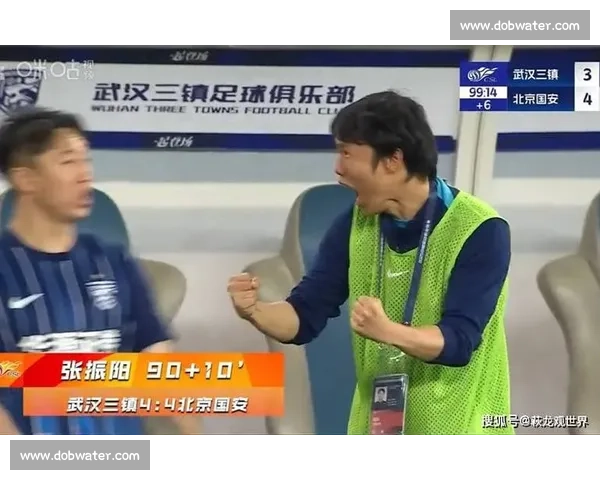中超焦点战:三镇 2-2 逼平争冠热门,邓卓翔变阵激活防守反击 中超焦点战:三镇 2-2 逼平争冠热门,邓卓翔变阵激活防守反击